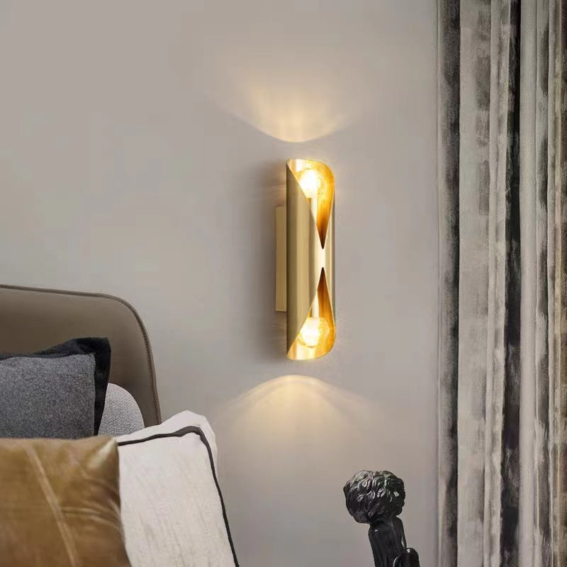 Doré Linear Brass Wall Sconce by Aurel Haven — view 7